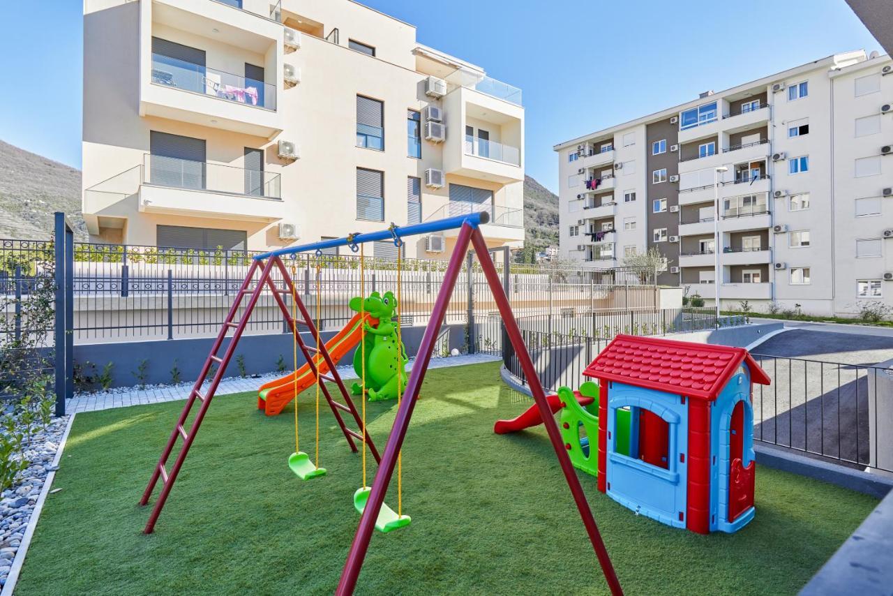 Bjelica Rental Apartments - Nela Apartment Tivat Exterior photo